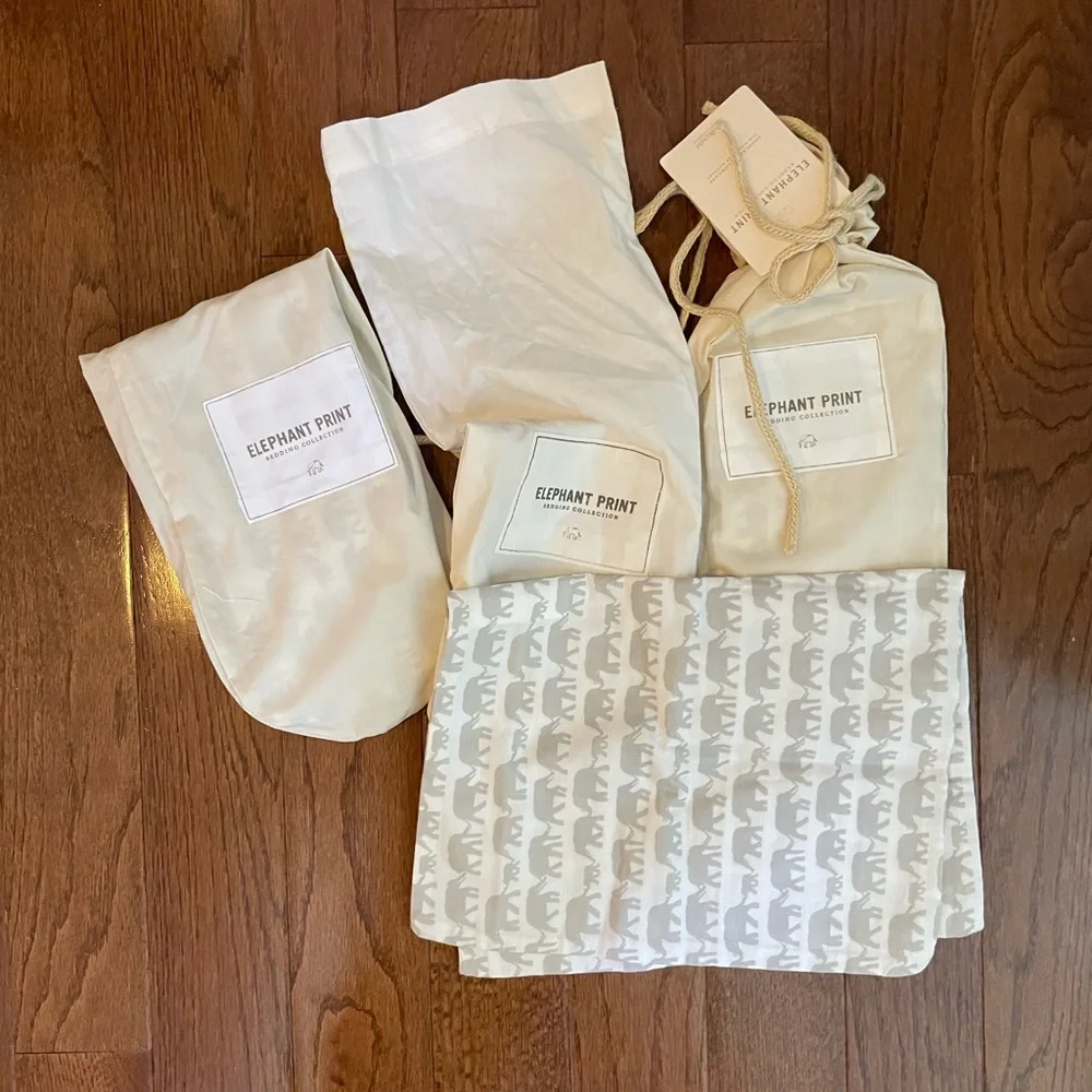 NWT - Restoration Hardware - Elephant print toddler pillowcase